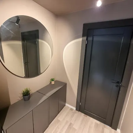 Large And 2 Bedroom With Free Parking, Ev Recharging And A Private Garden * Stavanger