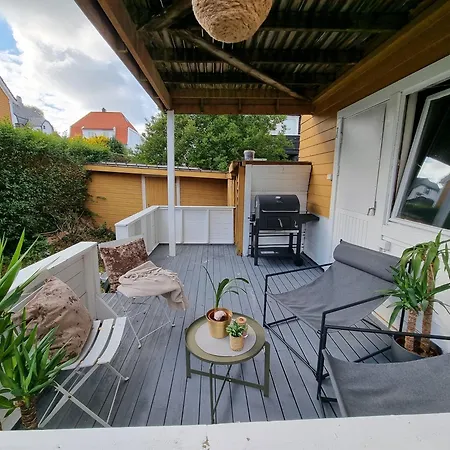 Large And 2 Bedroom With Free Parking, Ev Recharging And A Private Garden Stavanger